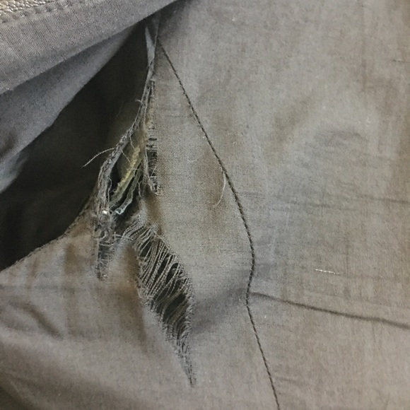 The perfect little black leather jacket - Picture 3 of 3